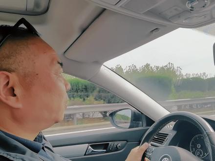 和老宋参观洋河酒厂,昔日小镇秒变一座城洋河税收占宿迁比重惊人