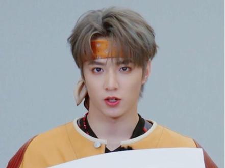 #宇宙闪烁请注意官宣定档 #刘耀文 车票已备好,时刻准备出发!12月27日中午12:00,和宇宙爆闪团六老幺一起享受爆笑旅行吧!#宇宙闪烁请注意