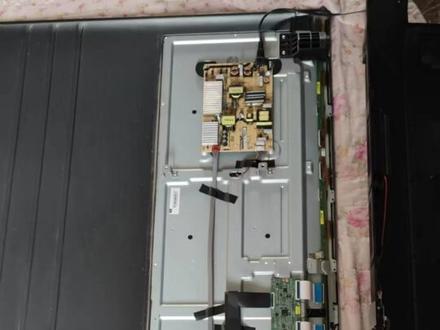 小米65寸蓝屏,零工具,零成本,几分钟搞定。#液晶电视#液晶屏维修