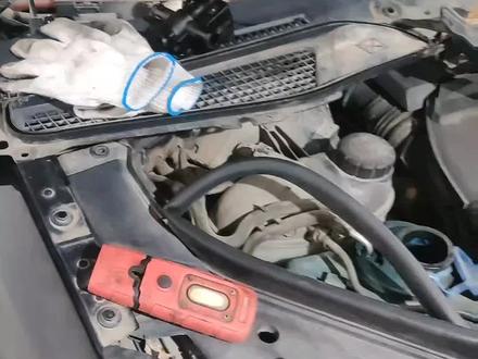 奔驰s320换暖风水阀