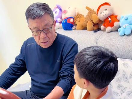 这个会员卡听着有点耳熟啊!#萌萌与夕夕 #孙老三一家老小 #金牌育言家 #她们的精选