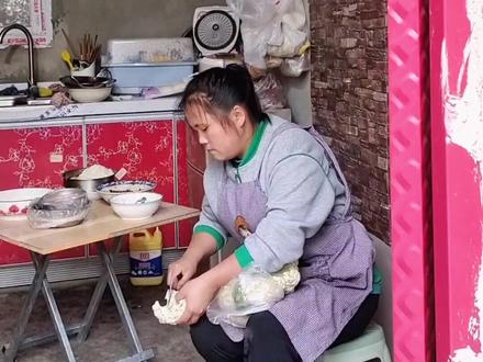 自从老公我发现的秘密 看到和别人聊天信息后我告诉了他姐姐 他现在特别恨我 我错了吗?#记录 ##记录真实生活