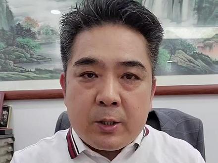 什么是反向消费?
反向消费就是指现在的年轻人不再追求高消费了,而是每一笔都花在刀刃上,其实和消费降级有一定的相似性。这也表明大家在消费商上越来越理性了,什么该消费,什么不该消费,不该消费的不会多花一分钱。
年轻人开始反向消费只能说越来理性了,消费观念也已经改变,不再进行报复性消费。对此,年轻人开始反向消费,你是怎么理解的呢?#你家孩子也这样吗 #消费#钥匙扣#徽章#奖牌