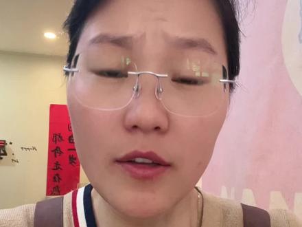 男大女小是天经地义,女大男小却被视为姐弟恋,甚至还单独拎出来评头论足,指指点点
女性的价值,从来就不该被年龄定义
#情感共鸣 #女性智慧 #girlstalk #姐弟恋