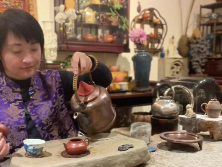 泡茶神器 · 铜壶 为什么老茶客都用它?#铜壶 #茶器 #泡茶神器