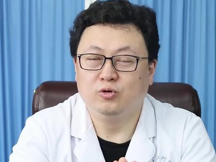 钢板在体内长时间放置,可能会造成一些不良后果,所以在骨折达到临床愈合以后,还是应该考虑把钢板取出#医学科普 #骨科 #医者仁心 @骨科徐思越