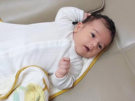 好像哪里有点不太对?! #金牌育言家 #聪明小脑袋国宝也可AI