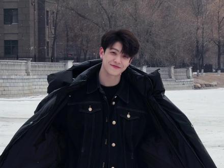 我年少 你飘渺 我们在爱的世界里面环绕#少年感 #我年少你飘渺