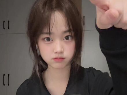 她掉一滴眼泪 我屠一座城^_^#甜妹 #了解一下 #手势舞