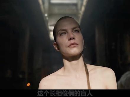 病毒席卷后的地球,竟由一位bt女皇统治#dou是好剧安利官 #美剧 #海王 #追剧在抖音