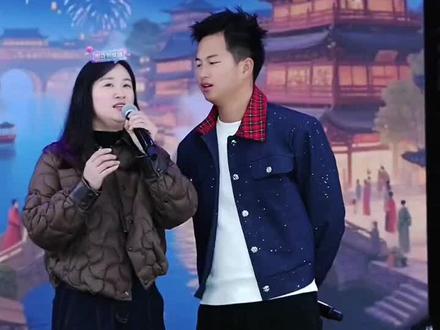 涛静成名曲,那时候怀孕的视频天天唱的一首歌,夫妻俩越来越优秀#夫妻日常 #情歌小涛 #情歌小静