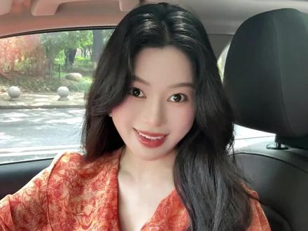 好激动!好显白的橘黄色法式衬衫!特别好看 #衬衫 #法式穿搭 #碎花衬衫 #度假穿搭 #复古穿搭