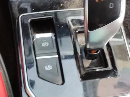 启辰D60EV电动车中控更换或拆除教程视频流程。#汽车保养与维修 #汽车配件 #修理工的日常 #抖音汽车 #汽车维修 #汽修厂 #修车 #汽车服务行业 #汽车电子