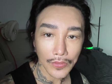 大家到底在吹捧啥?节奏拖沓,情节毫无新意#主角 #张嘉译 #秦海璐