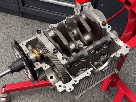 水平对置四缸风冷发动机内部结构 #水平对置发动机 #风冷