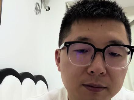 小米继续跌我呢就继续买 #小米#小米股票#股票