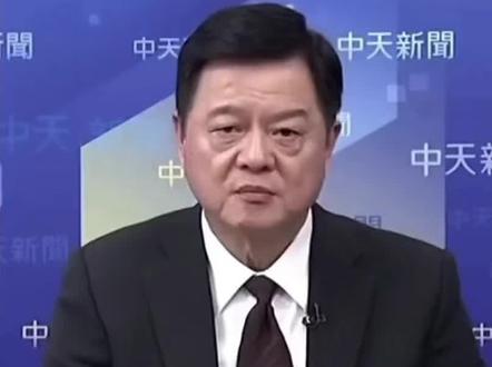 台媒:美国罕见报道中国轰20对比B21