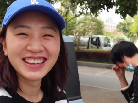 秋天妈妈前后矛盾遭质疑,老公入狱迁走儿子户口,网友道出真相 #娱乐 #我要上热门 #娱乐圈