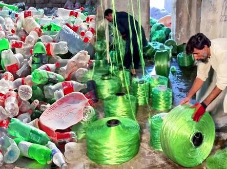 塑料瓶制作衣服的过程!