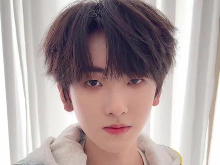 影帝归渝了谁来接?我来我来我来!#左奇函 #tf四代 #tf家族 #时代峰峻 #四代一班