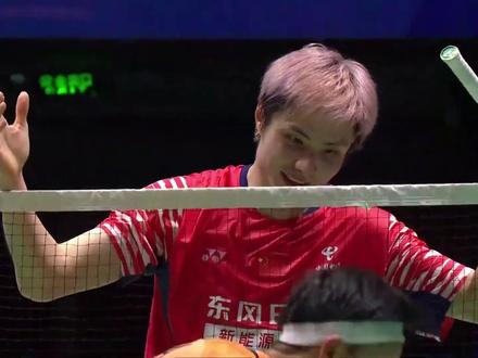 新老王牌的交替之战 石宇奇胜桃田贤斗 #天王杯 或许桃田贤斗没有取得胜利,但是他能站在场上就已经是胜利。也祝愿石宇奇能够继续踏光前行。#不止是羽毛球 #的幸 #桃田贤斗 #体育精神