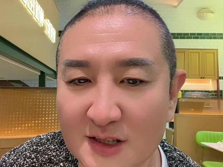 #中戏院长郝戎被查。#靳东@歌手雪狼