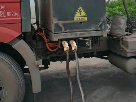 #卡车 #解放卡车 #电动卡车 电压660,电流390A,电动卡车充电速度一点不慢!