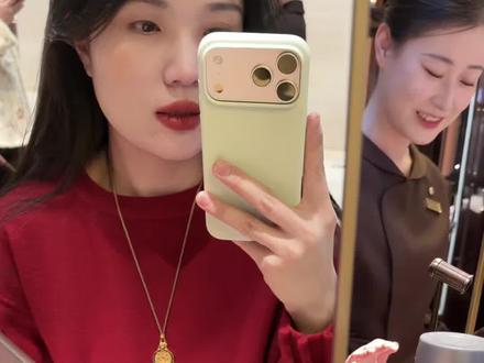 一拖二的一天,带孩子们去了趟君佩泡泡玛特和三里屯
#北漂