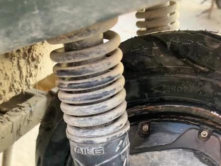 电动车后减震谁可以调节的#电动车维修 #爱玛电动车 #电动车 #同城发现 #道路救援