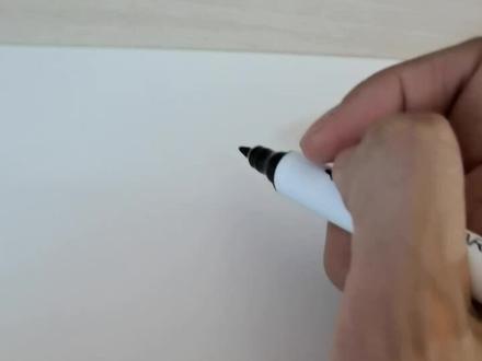 母亲节画一幅母亲的简笔画,祝全天下的母亲节日快乐,永远健康幸福!#母亲 #母亲节 #简笔画 #画画 #绘画