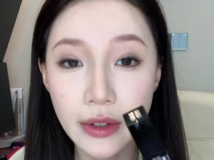 黄皮清透感夯爆了#美妆好物 #美妆技巧 #蓝色提亮 #提亮隔离霜