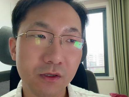 现在我们一家五口住在上海,自己当了父母后,才真正明白父母的恩情在于那份不求回报的托举。
#父母恩情大于天 #父母托举 #我的真实生活 #感恩父母 #记录我的真实生活
