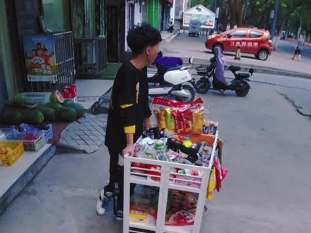 学校门口买到一百元的悠悠球#悠悠球 #火力少年王 #鹤殿