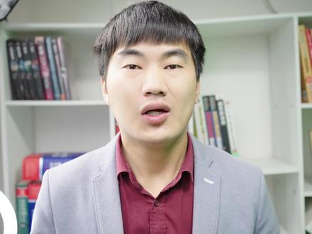 剪映专业版导出的是封面,是上传视频的时候使用的,视频在桌面上显示的图像叫做缩略图,今天告诉大家如何更改视频的缩略图,想学习剪映专业版的,可以关注一下我的课程,不仅详细还送套200+模板,4000+调色lut和500+蒙版转场#剪映基础入门教程 #剪映电脑版 #知识分享 #lut分享 #微课制作#剪映专业版 #知识分享 #希望这个视频对大家有所帮助 #把生活拍成电影 #每天跟我涨知识#后期制作#打马赛克 #视频剪辑 #剪映教程 #衣服变色#一键变高清 #一种很新的剪辑#剪映封面 #缩略图更改 #干货分享
