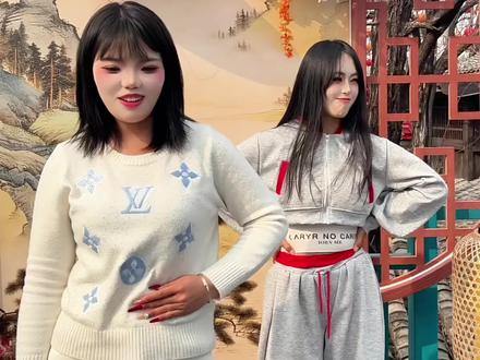 与童年不一样的广播体操#七彩阳光 #广播体操 #鸽子🕊️(万岁山二娘徒弟)#卡点舞 #姐妹返场 @乖乖~(二娘大徒弟)