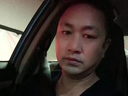 今天一连问了好几个女人,话都没说上一句就直接把我拉黑,不知是哪个环节出了问题,我冤啊😭