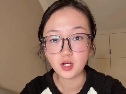 九月龄女儿摔下尿布台 人教人教不会 事教人一次就会 懊恼愧疚都无法回到事发前 以此视频给各位妈妈们做个提醒 假如宝宝不慎发生高坠 切记这几点 愿所有宝宝都能健康平安
#新手爸妈必看 #儿童安全隐患 #带娃安全 #高坠 #带娃注意事项