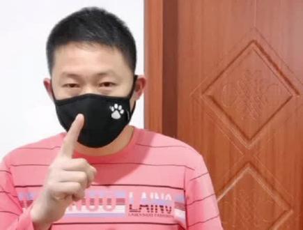 一指破碗,唯快不破,想学的朋友私信@DOU+上热门 @创作灵感小助手 @抖音广告助手 #功夫一指禅#一阳指破碗 #感谢抖音正能量 #感谢抖音我要上热门