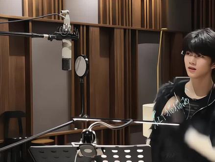 《适合,不适合》手势舞#张函瑞 #tf四代