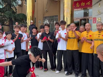 挑战全国武校之嵩山少林文武#武术#弘扬传统文化 #百young非遗计划 #艺中人挑战全国武校