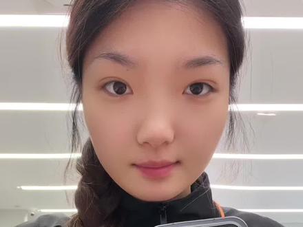 视频美颜如何开启,你学会了吗?#小米17#小米手机#茌平京都小米之家 快跟我一起操作吧。