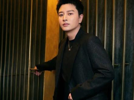 贾乃亮方发声明否认卖假货,称产品由官方旗舰店发货,品牌方回应