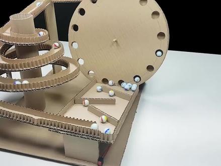 利用纸板制作弹珠过山车