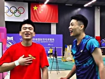 当腰王遇上满30减10的小将#周天成#郑思维 #采访