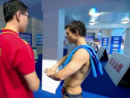 3米台惊现神仙打架,高压之下曹缘罕见0分,王宗源狂轰609分夺冠#跳水 #冠军 #曹缘 #王宗源 #谢思埸