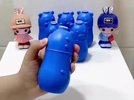 姐妹们,薅大羊毛啦~#小蓝熊 #蓝泡泡洁厕灵 放在马桶水箱里,冲水就可以#清洁马桶 还留香~