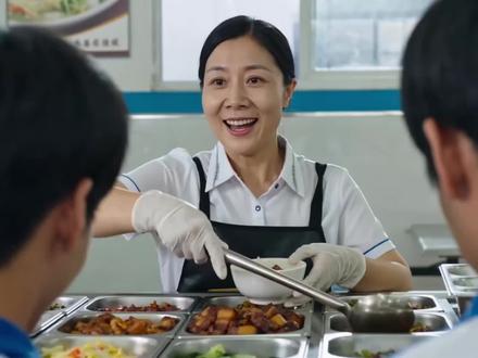 孩子你打瓦爱玩什么英雄#破次元过新年 #随变ai随便玩 #我ai瓦#无畏契约 #瓦也有自己的春节档