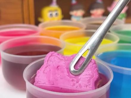 彩虹🌈霉豆腐升级版来了!!#解压 #解压玩具 #大人也要玩玩具 #捏捏乐 #霉豆腐