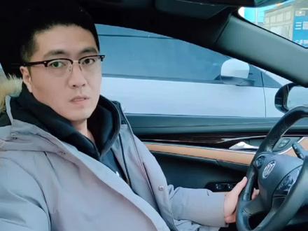 昨天的迷惑行为播放量也不高,今天重点说一下#抖音汽车 #迷惑行为 不可以冷车轰油门@DOU+小助手