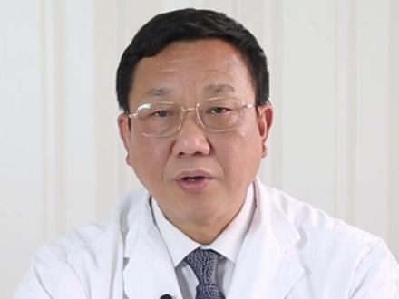 喉咙老是干痒咳嗽是怎么回事?#耳鼻喉王琪 #医学科普 @抖音小助手